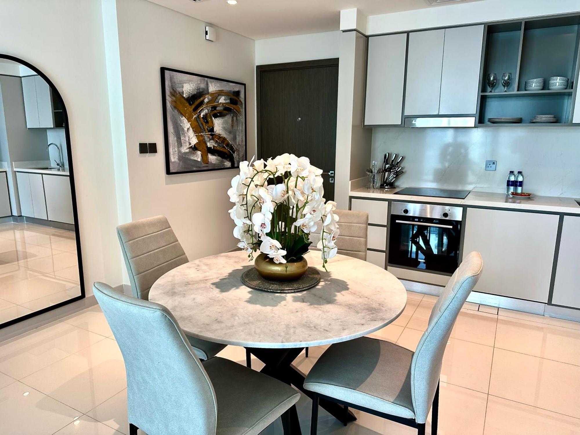 Lux Bnb I Sun Rise Bay I Palm & Sea View Dubai Exterior photo