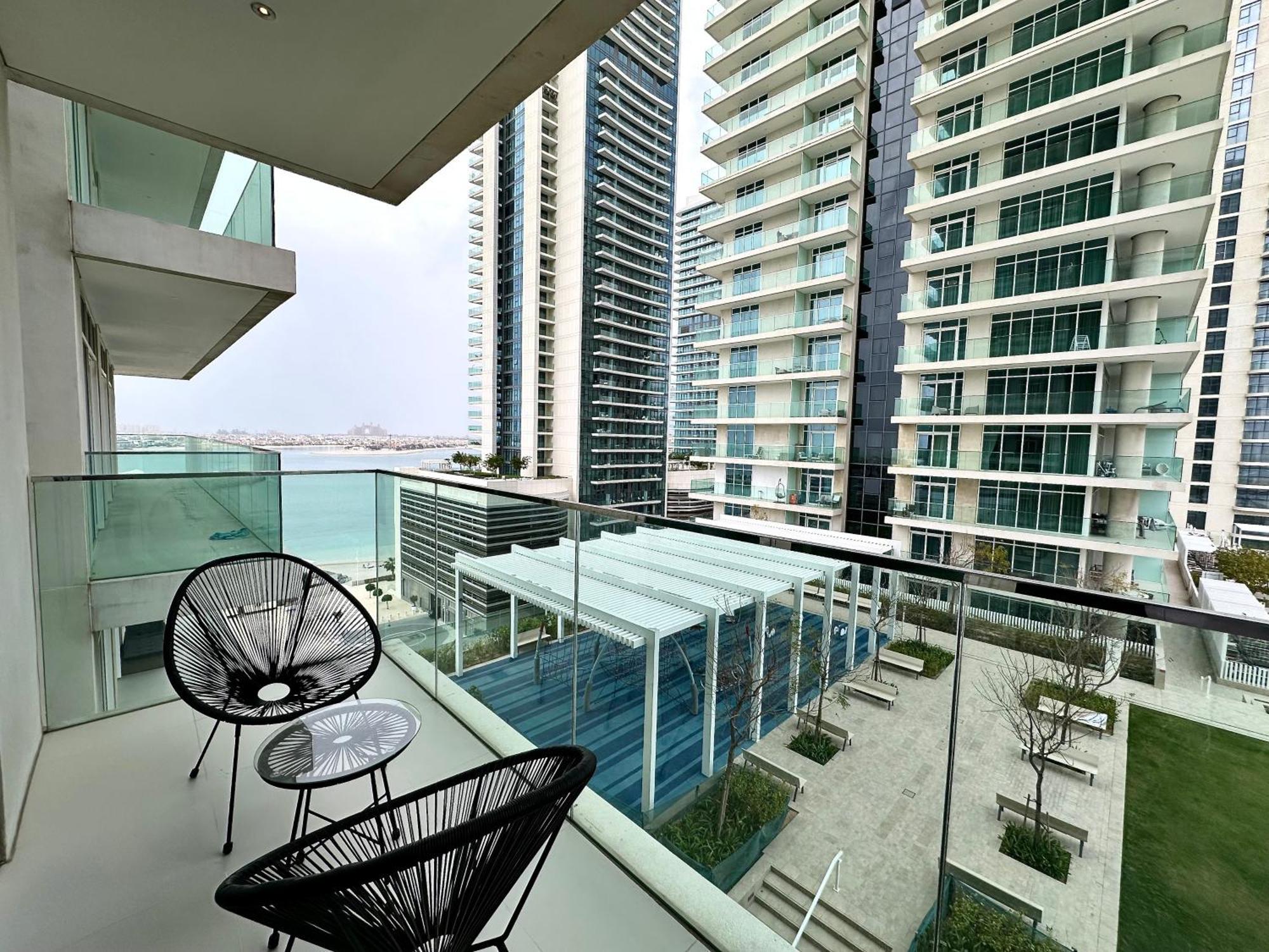 Lux Bnb I Sun Rise Bay I Palm & Sea View Dubai Exterior photo